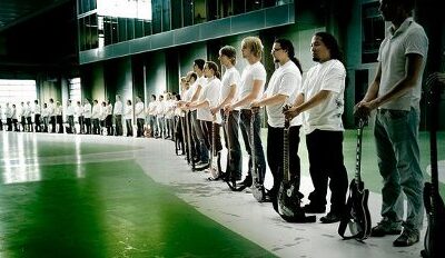 Wall Of Sound – 200 Gitarristen im Mauerpark